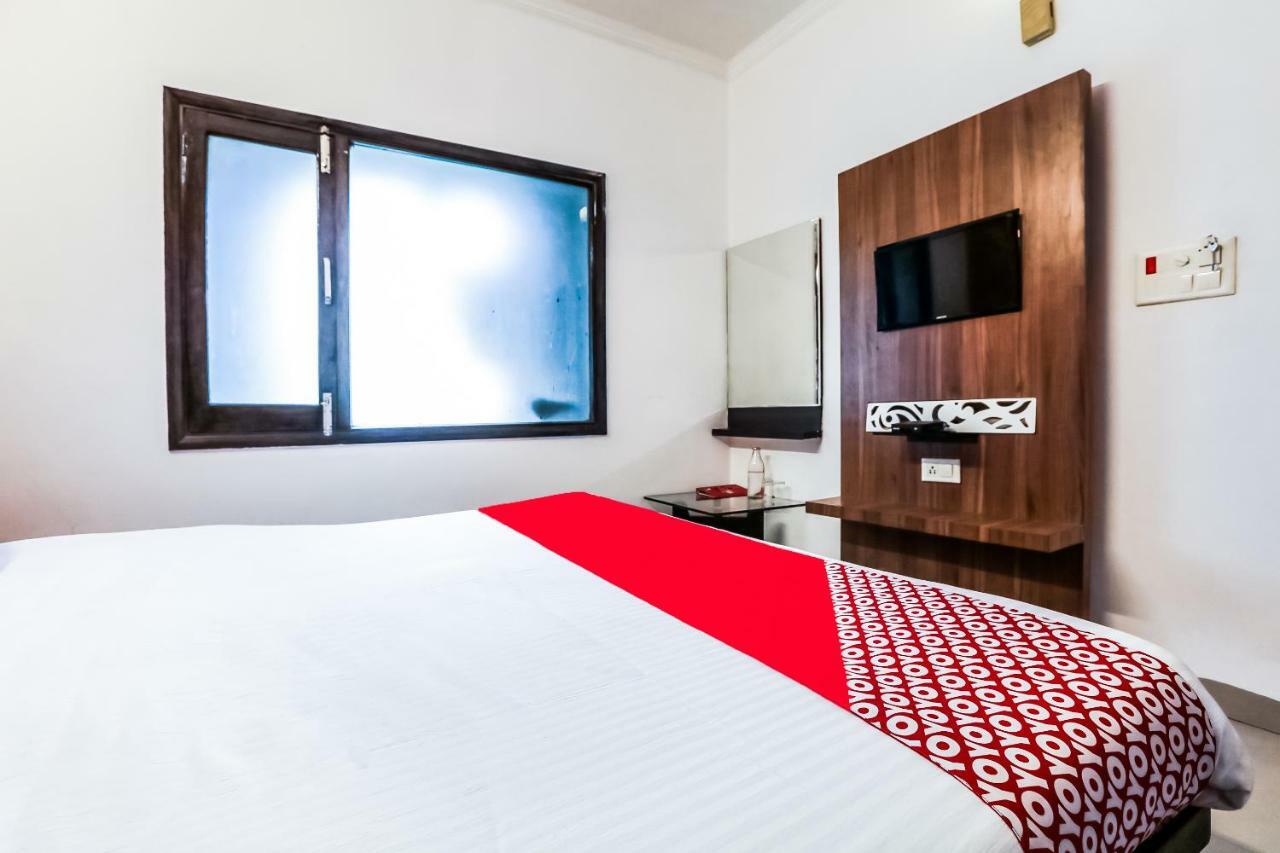 Oyo Flagship 37488 Hotel R V Regency Amritsar Exterior photo
