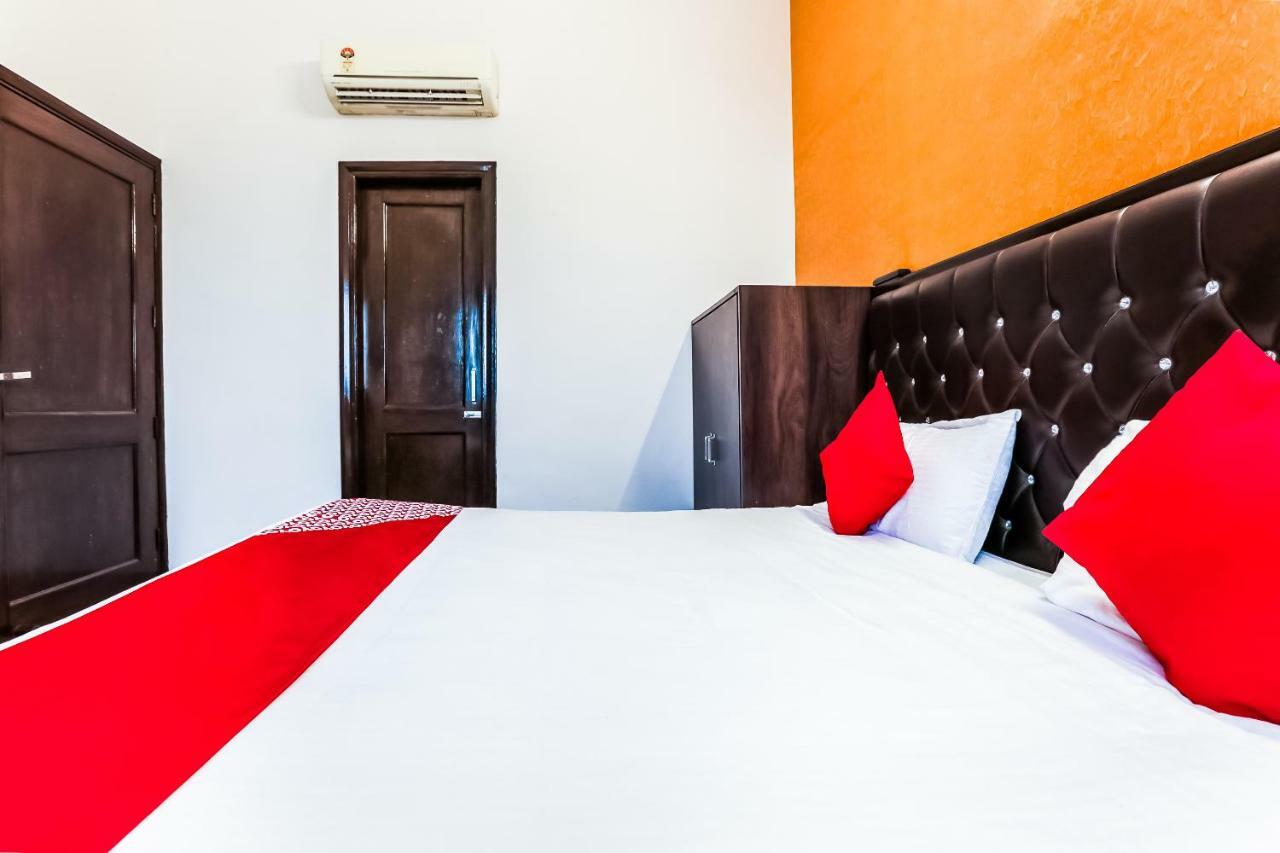 Oyo Flagship 37488 Hotel R V Regency Amritsar Exterior photo