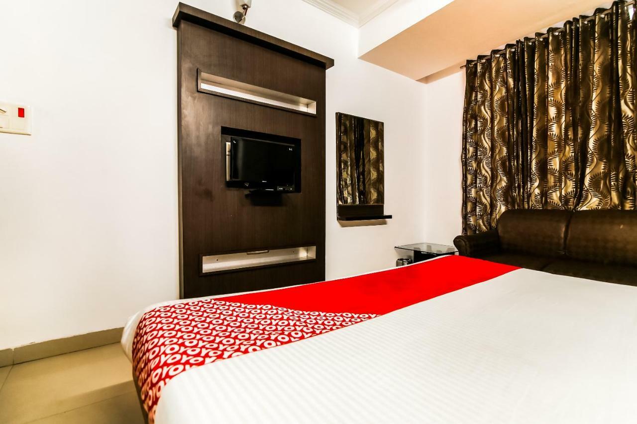 Oyo Flagship 37488 Hotel R V Regency Amritsar Exterior photo
