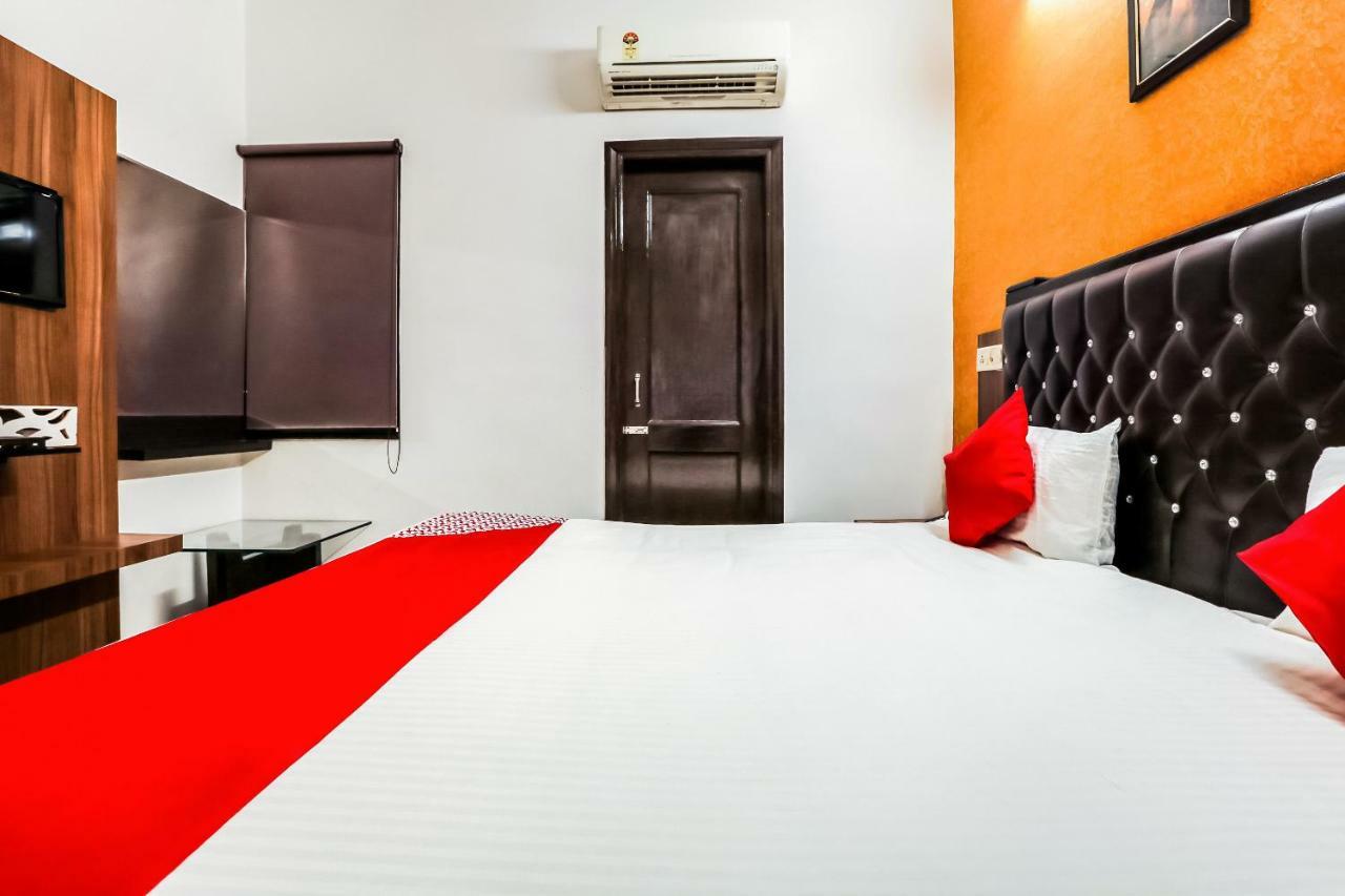 Oyo Flagship 37488 Hotel R V Regency Amritsar Exterior photo